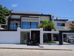 Casa - Temporada - Mar Grosso - Laguna - SC