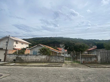 Terreno - Venda - Mar Grosso - Laguna - SC