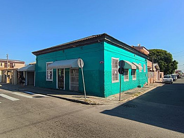 Ponto Comercial com Casa no Magalh�es